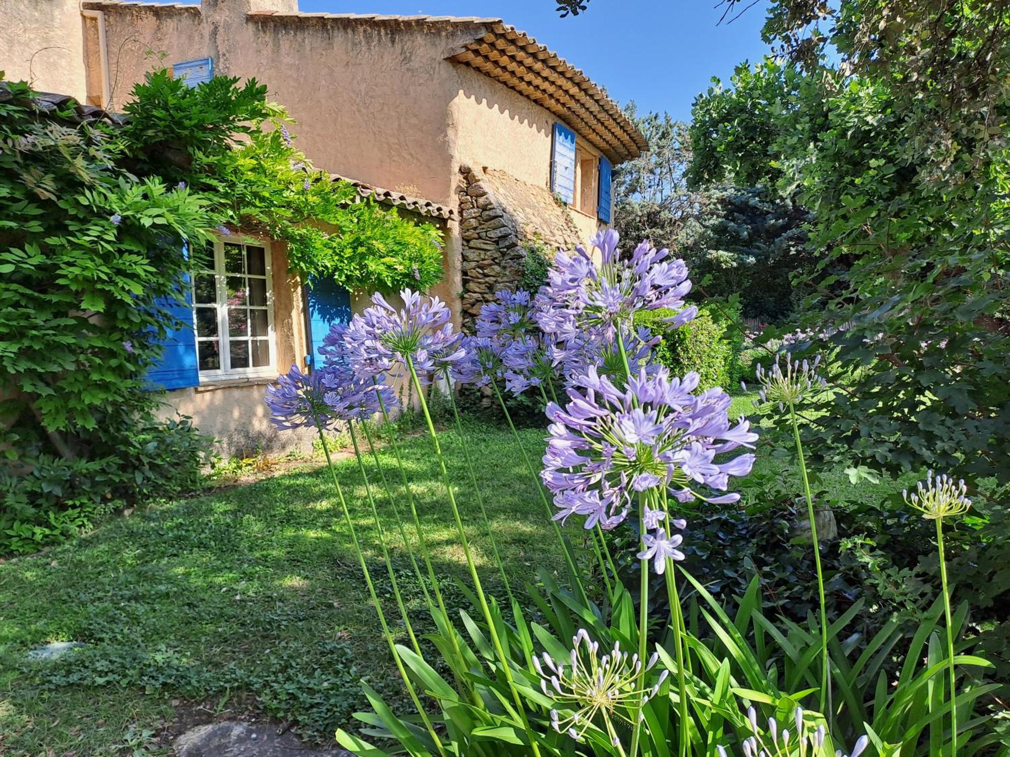 La Ferme Bed & Breakfast Saint-Marc-Jaumegarde Екстериор снимка